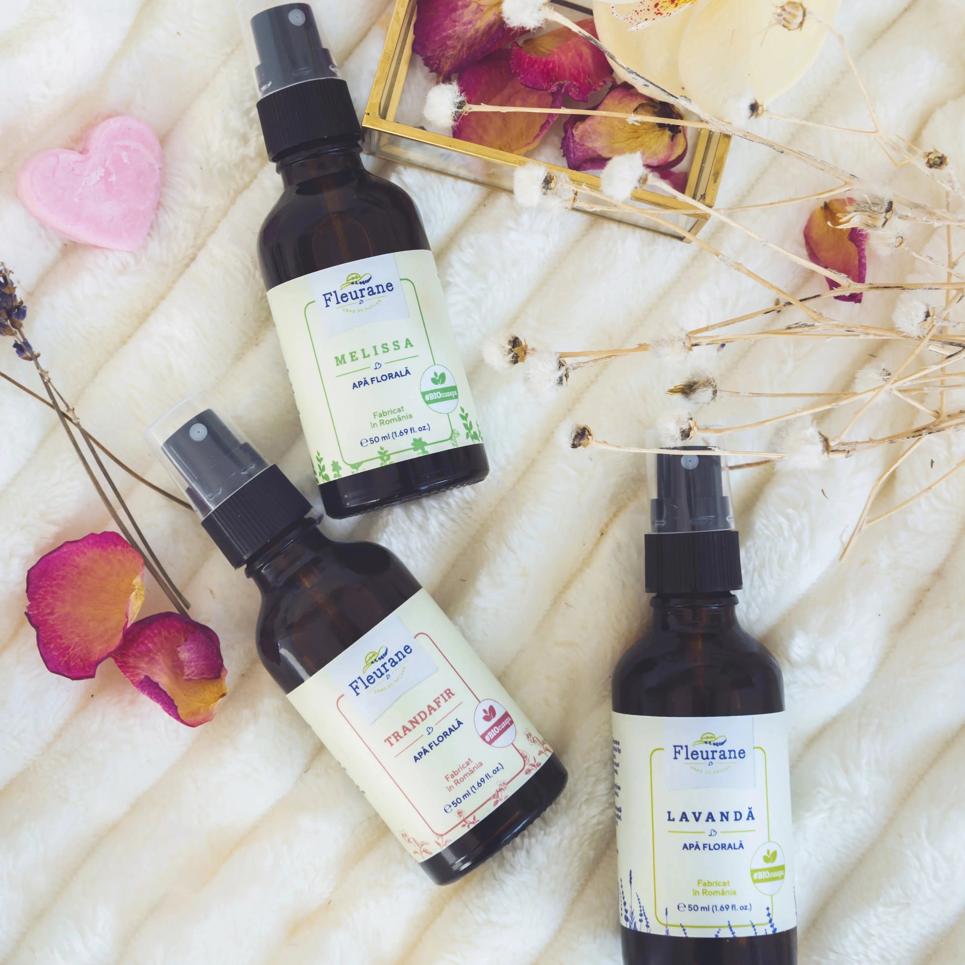 Set Cadou 3 Ape Florale – Cosmetice Naturale pentru Îngrijirea Pielii - Fleurane.ro