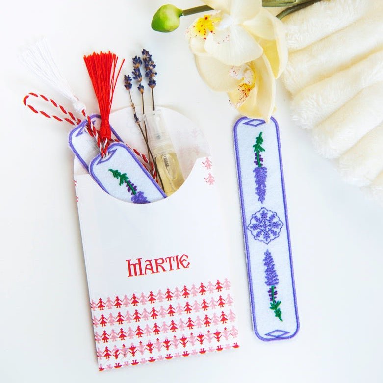 Bratara - martisor brodata si ulei esential de lavanda 3 ml - Fleurane.ro
