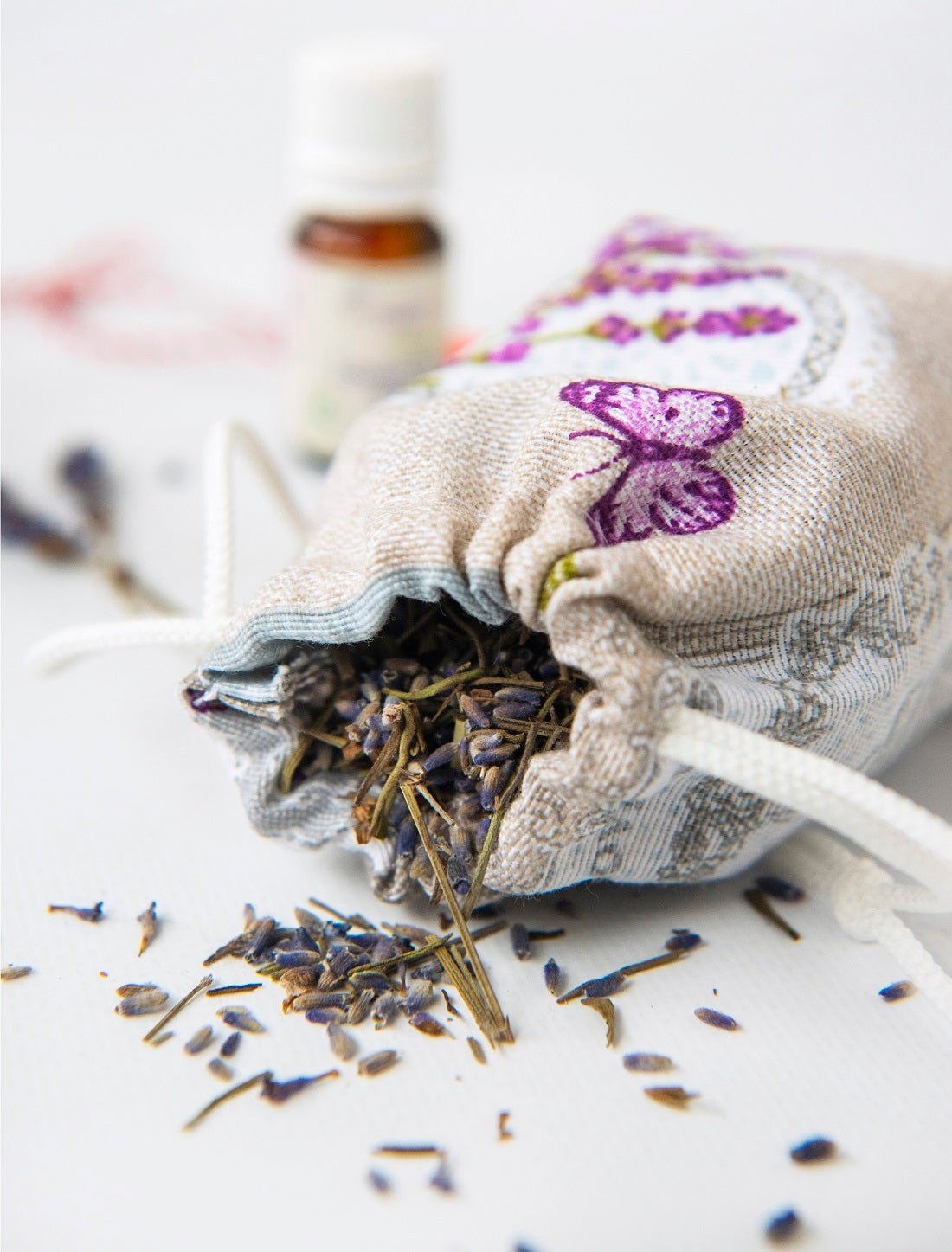 Saculet cu lavanda - artizanal - Fleurane.ro